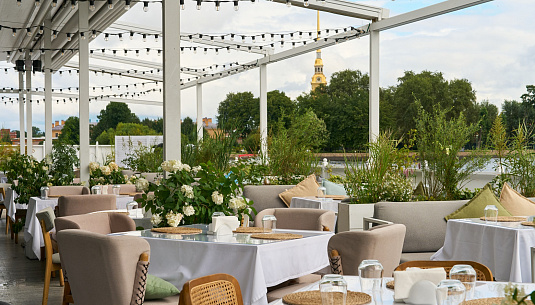 Лето наступило: 20+ террас Северной столицы. Часть 1