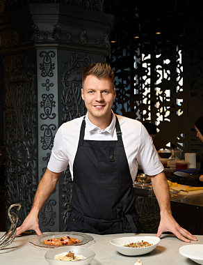 Михаил Михайлов